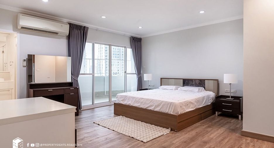 À louer 3 chambres condo à Watthana, Bangkok