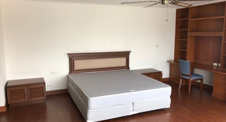 Wohnung zur Miete mit 3 Zimmer in Watthana, Bangkok