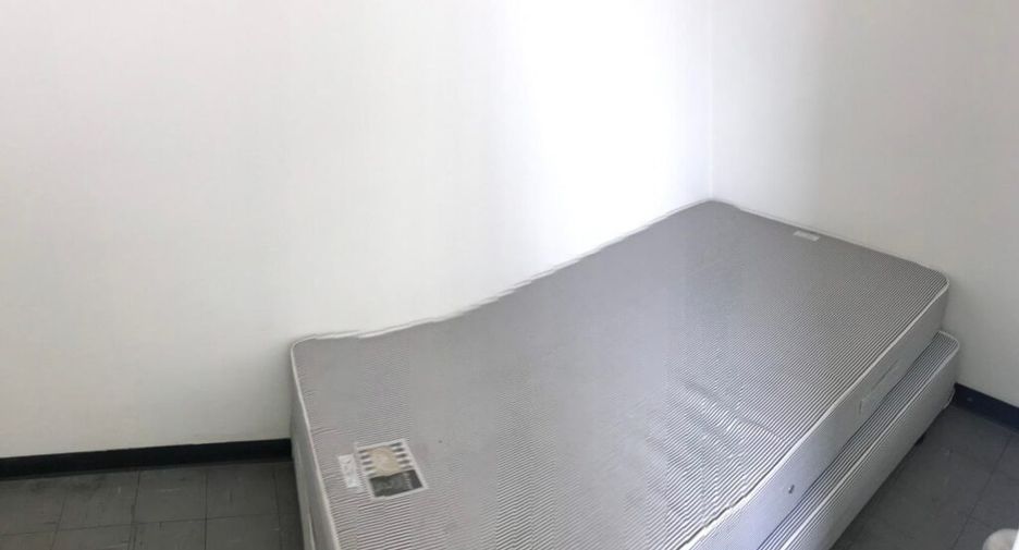 Wohnung zur Miete mit 3 Zimmer in Watthana, Bangkok