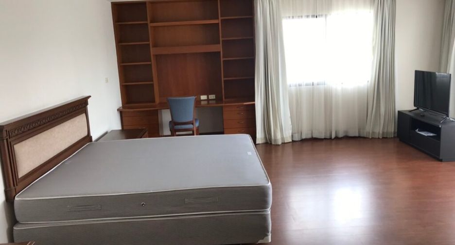 Wohnung zur Miete mit 3 Zimmer in Watthana, Bangkok