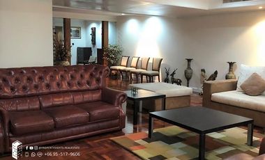 For rent 3 bedrooms condo in Watthana, Bangkok