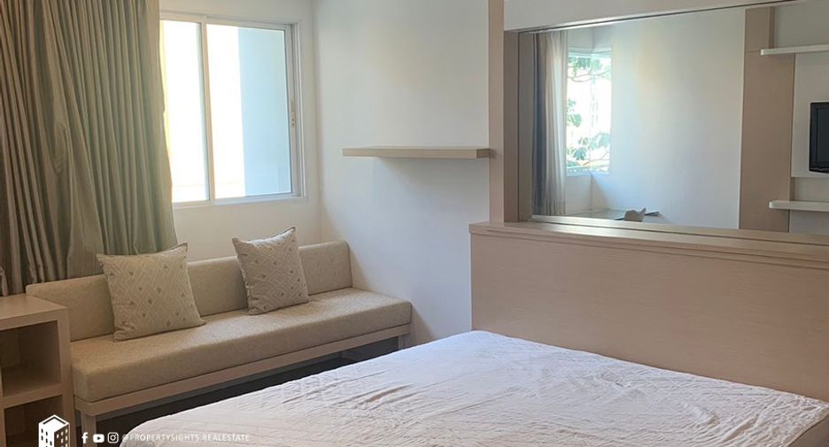 For rent 3 ベッドルーム condo in Khlong Toei, Bangkok