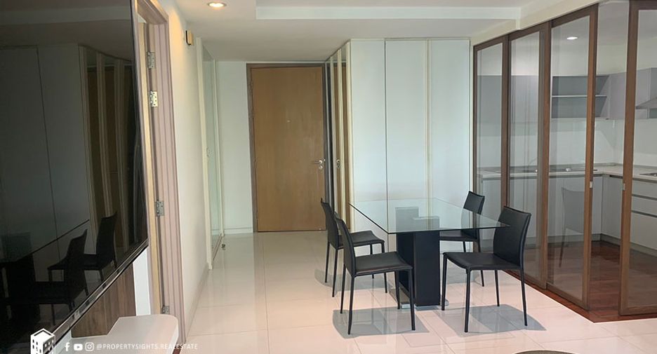 For rent 3 ベッドルーム condo in Khlong Toei, Bangkok