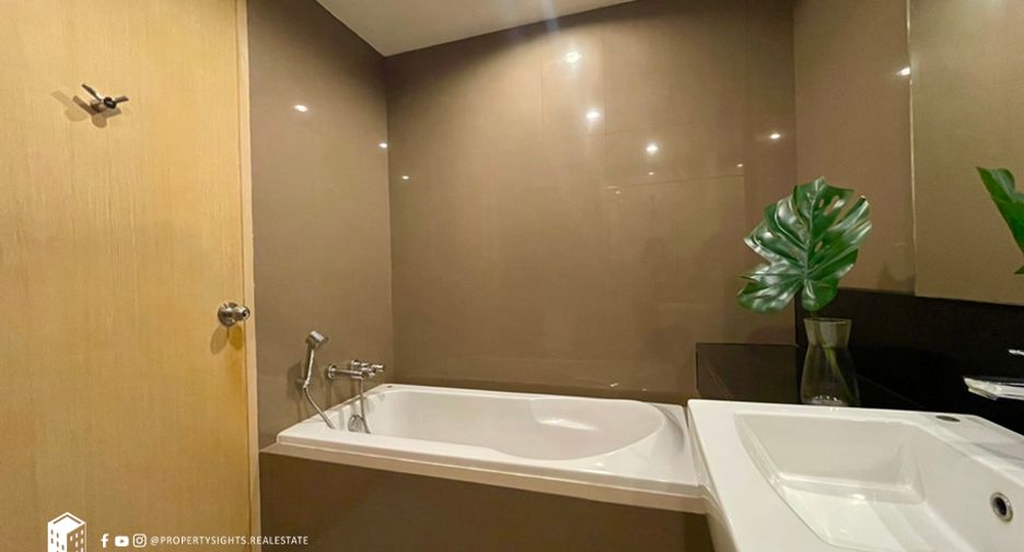 For rent 2 ベッドルーム condo in Khlong Toei, Bangkok