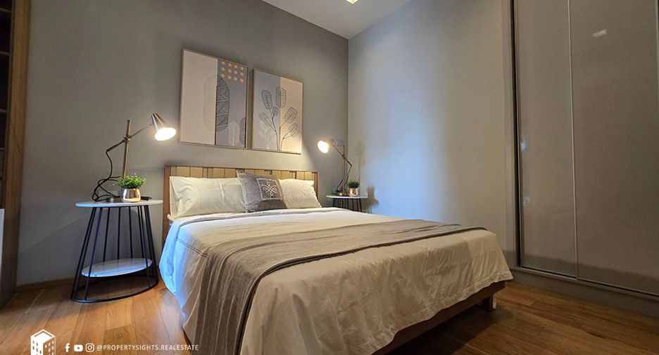 For rent 3 bedrooms condo in Khlong Toei, Bangkok