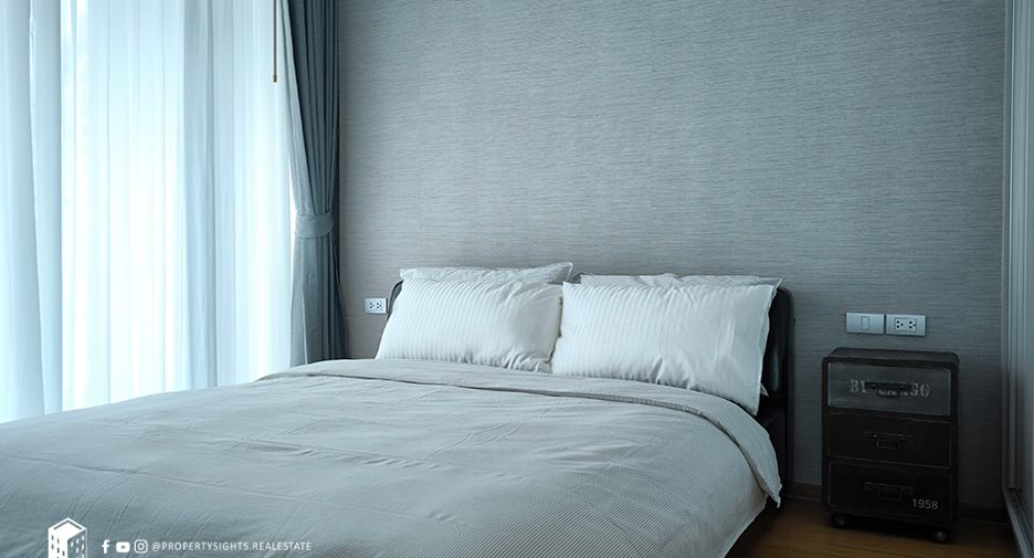 For rent 2 bedrooms condo in Khlong Toei, Bangkok
