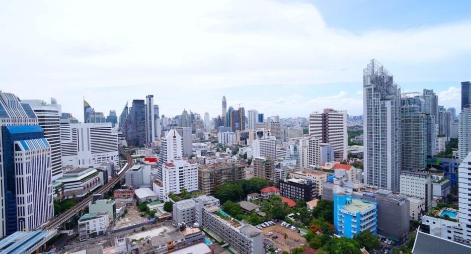 Wohnung zur Miete mit 2 Zimmer in Khlong Toei, Bangkok