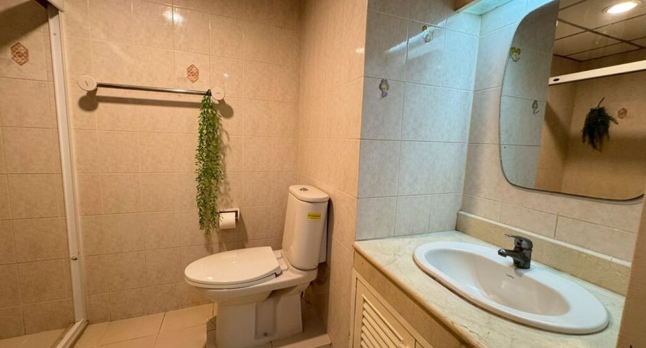 Wohnung zur Miete mit 1 Zimmer in Khlong Toei, Bangkok