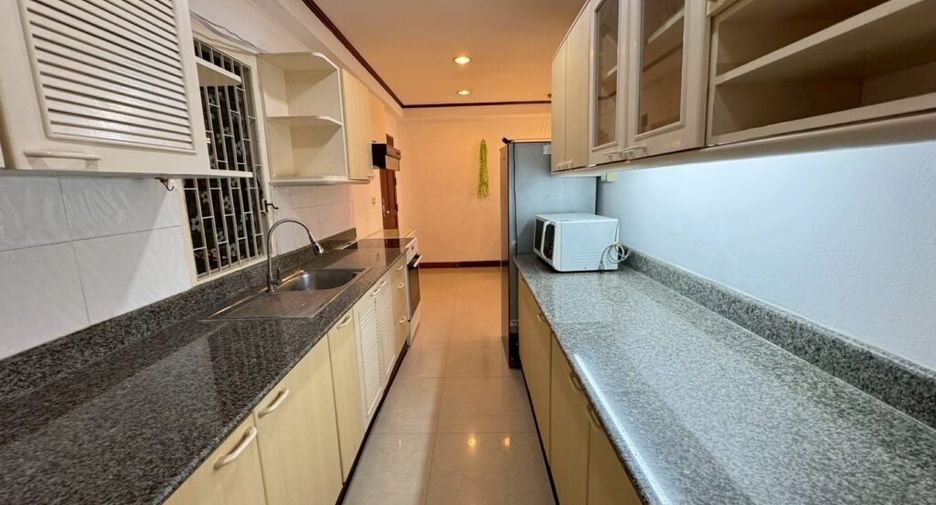 Wohnung zur Miete mit 1 Zimmer in Khlong Toei, Bangkok