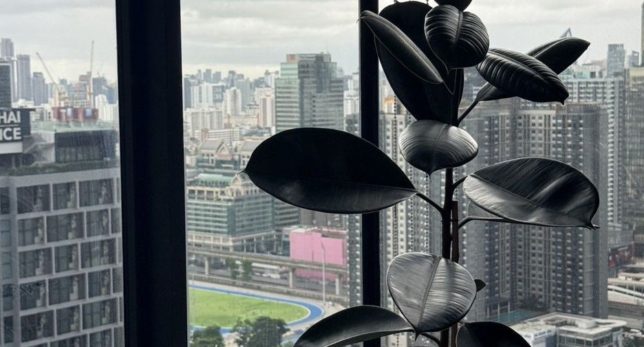 À vendre 1 chambre condo à Huai Khwang, Bangkok
