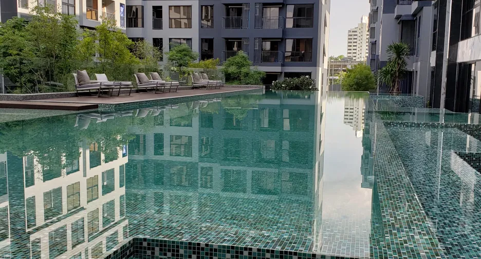 Wohnung zur Miete mit 1 Zimmer in Huai Khwang, Bangkok