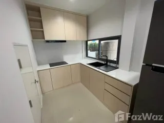 For rent 4 bedrooms house in Saphan Sung, Bangkok