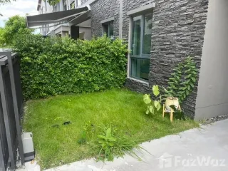 For rent 4 bedrooms house in Saphan Sung, Bangkok