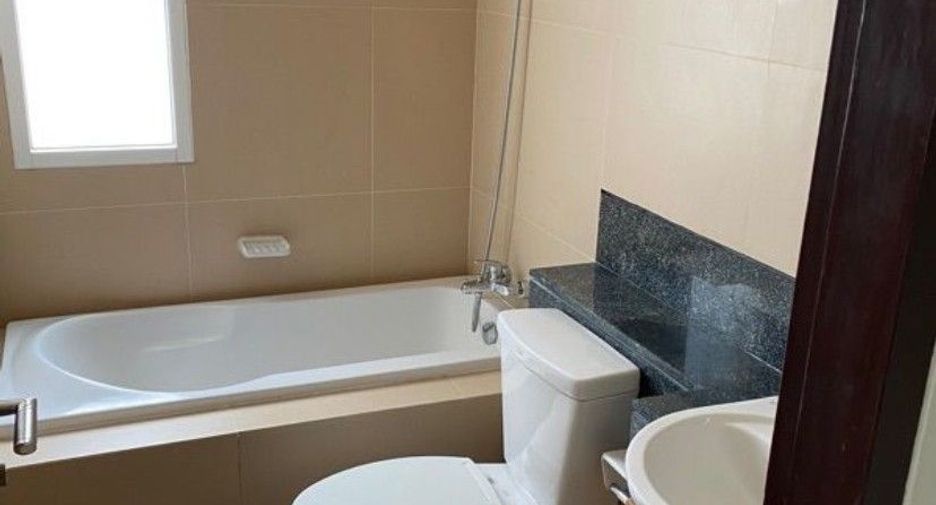 ขาย 2 ห้องนอน คอนโด ใน วัฒนา, กรุงเทพฯ