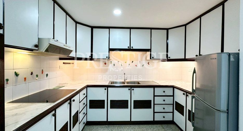For sale 2 bedrooms condo in Na Jomtien, Pattaya