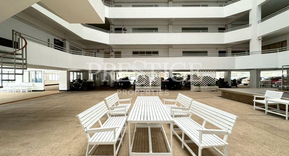 For sale 2 bedrooms condo in Na Jomtien, Pattaya