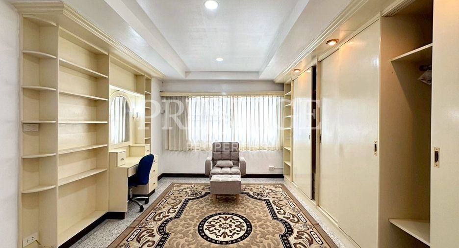 For sale 2 bedrooms condo in Na Jomtien, Pattaya