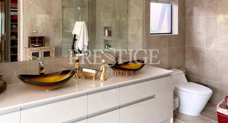 For rent 4 bedrooms house in Bang Lamung, Chonburi
