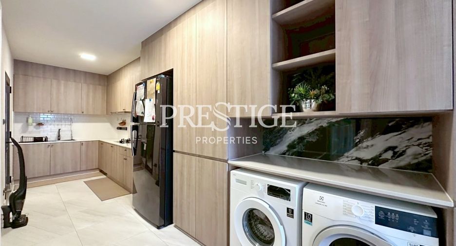 For rent 4 bedrooms house in East Pattaya, Pattaya