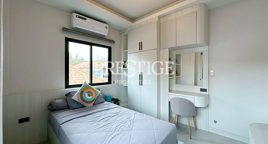For rent 4 bedrooms house in East Pattaya, Pattaya