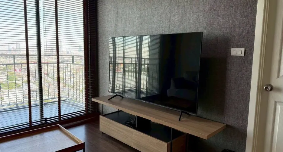 Condo en alquiler de 2 habitaciones en Yan Nawa, Bangkok