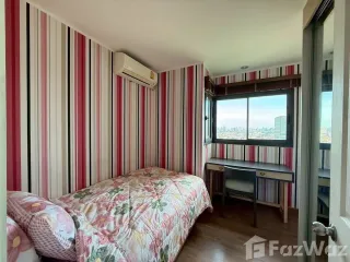 Condo en alquiler de 2 habitaciones en Yan Nawa, Bangkok