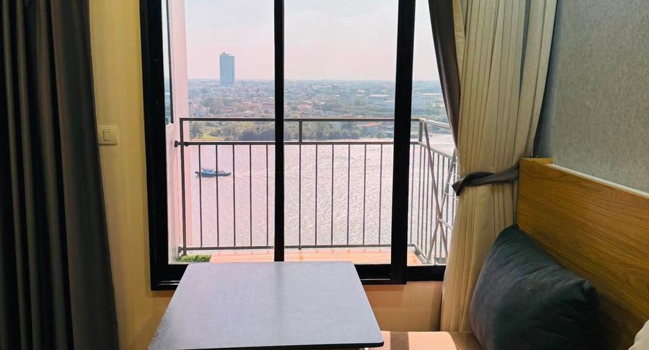 Wohnung zur Miete mit 1 Zimmer in Yan Nawa, Bangkok
