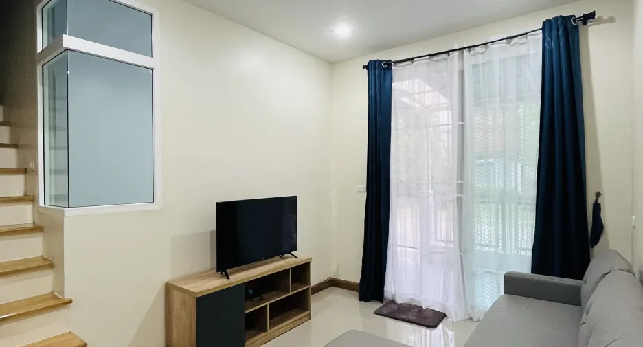 ให้เช่า 3 ห้องนอน ทาวน์เฮ้าส์ ใน เมืองเชียงใหม่, เชียงใหม่