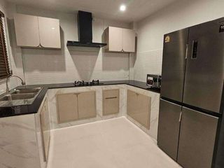 Haus zur Miete mit 4 Zimmer in Mueang Chiang Mai, Chiang Mai