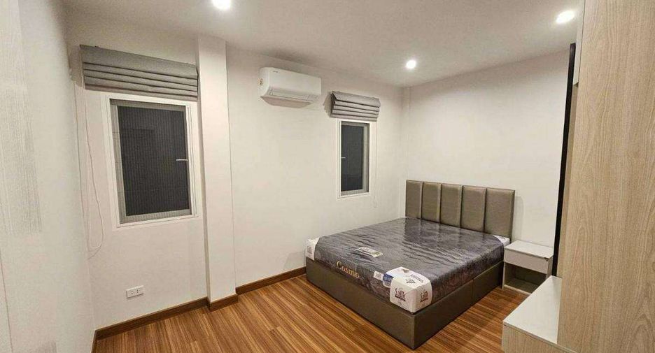 Haus zur Miete mit 4 Zimmer in Mueang Chiang Mai, Chiang Mai