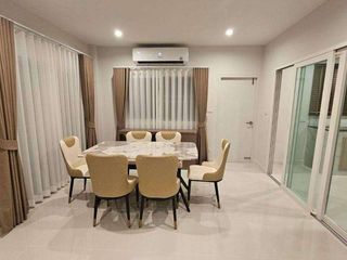 Haus zur Miete mit 4 Zimmer in Mueang Chiang Mai, Chiang Mai