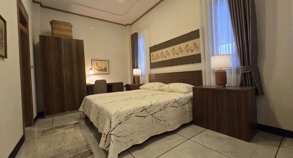 For rent 3 bedrooms villa in Bang Lamung, Chonburi