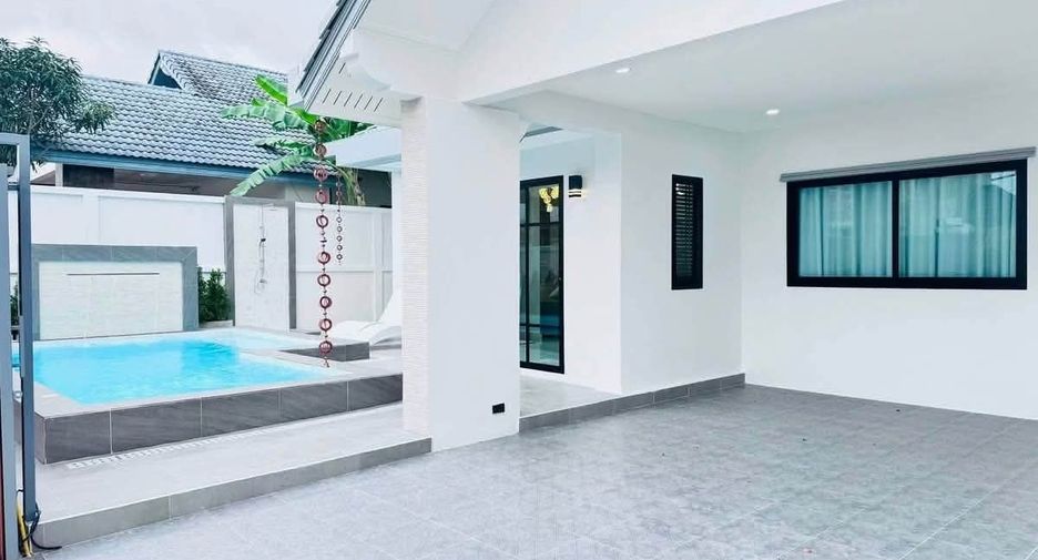 For sale 3 bedrooms villa in Bang Lamung, Chonburi
