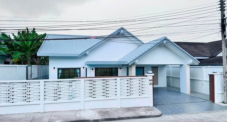 For sale 3 bedrooms villa in Bang Lamung, Chonburi