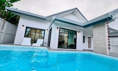For sale 3 bedrooms villa in Bang Lamung, Chonburi