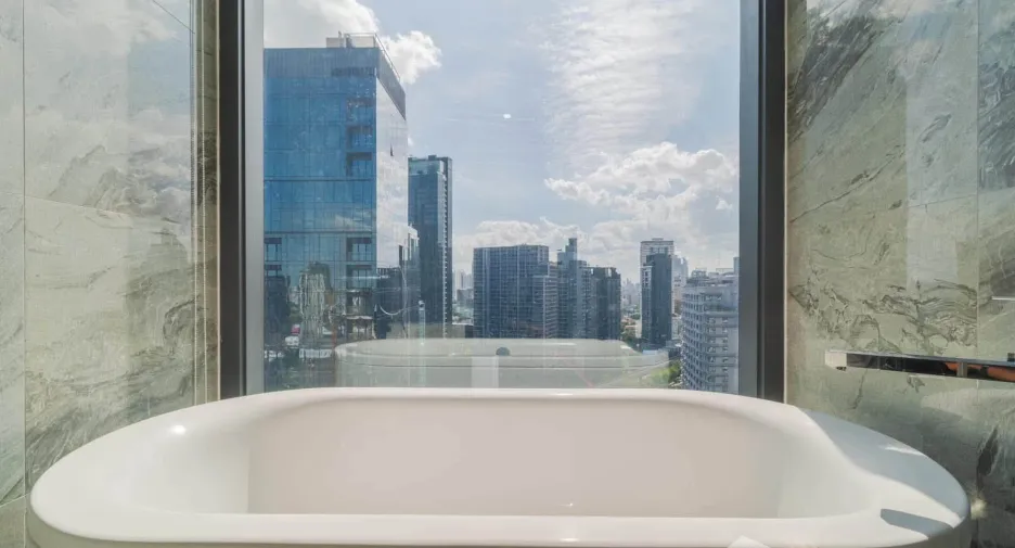 Wohnung zur Miete mit 2 Zimmer in Khlong Toei, Bangkok