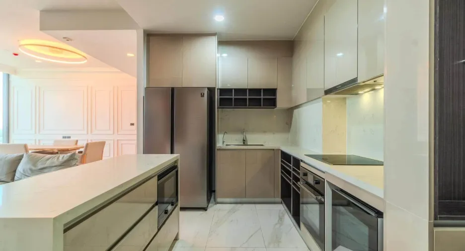 Wohnung zur Miete mit 2 Zimmer in Khlong Toei, Bangkok