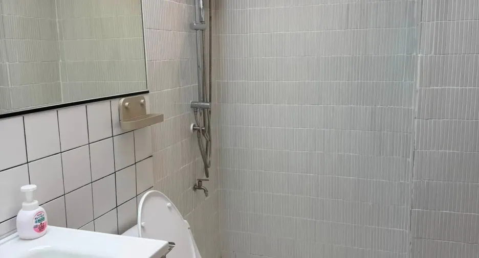 For rent 3 ベッドルーム townhouse in Khlong Toei, Bangkok