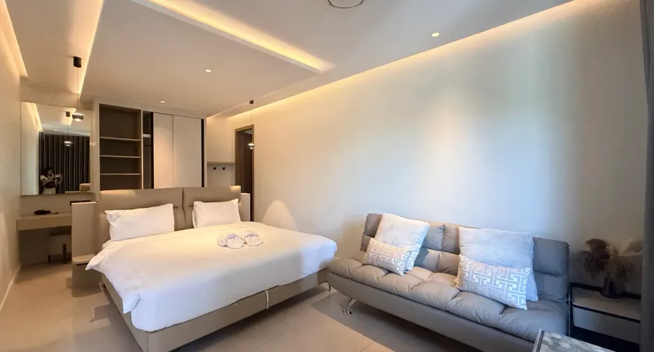 For rent and for sale 7 bedrooms house in Bang Lamung, Chonburi