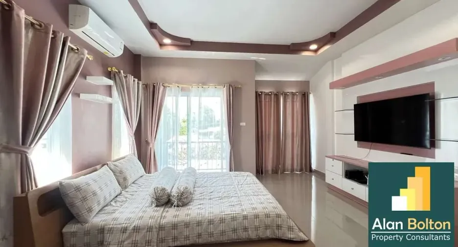 出租 2 卧室 联排别墅 在 Jomtien, 芭提雅