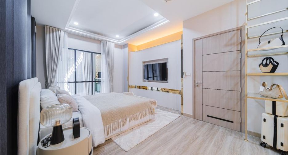 Casa en venta de 4 habitaciones en Bang Lamung, Chonburi