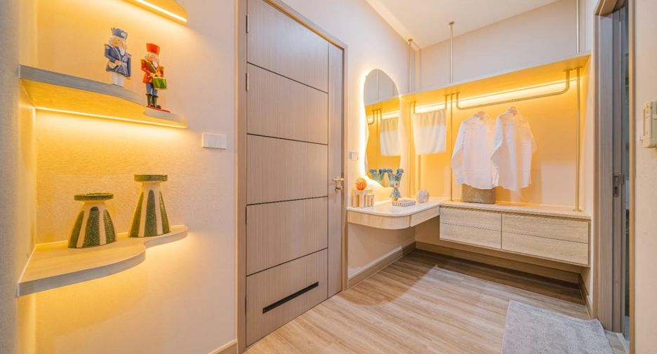 Casa en venta de 4 habitaciones en Bang Lamung, Chonburi