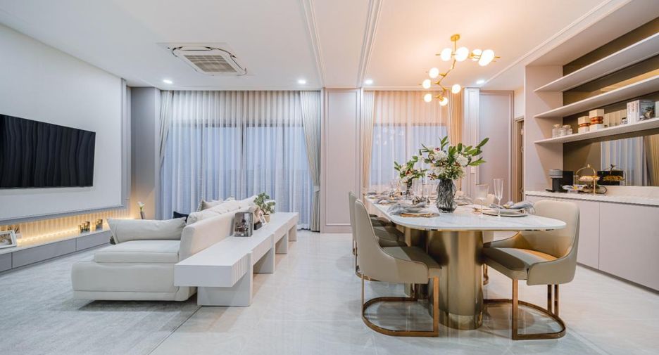 Casa en venta de 4 habitaciones en Bang Lamung, Chonburi