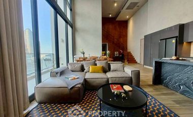 For sale 3 bedrooms condo in Watthana, Bangkok