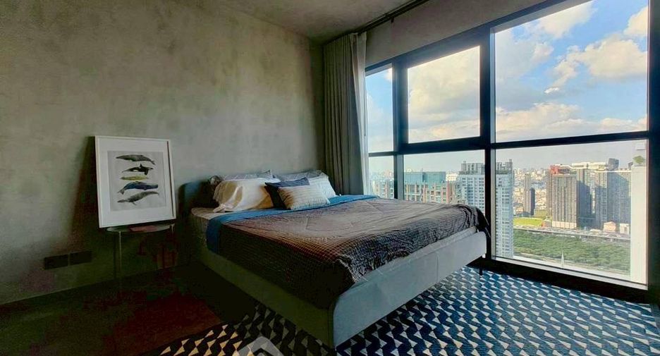 For sale 3 bedrooms condo in Watthana, Bangkok
