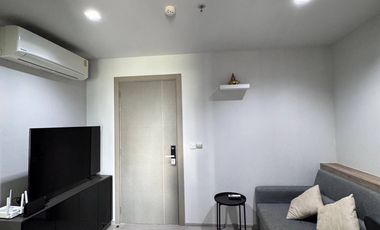 À vendre 1 chambre condo à Huai Khwang, Bangkok