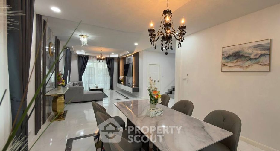 For sale 4 bedrooms house in Bang Lamung, Chonburi