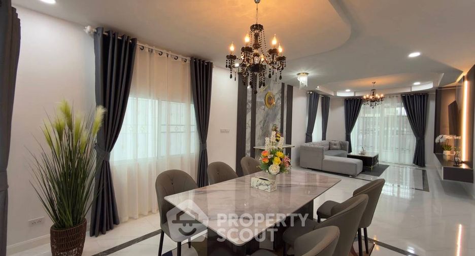 For sale 4 bedrooms house in Bang Lamung, Chonburi