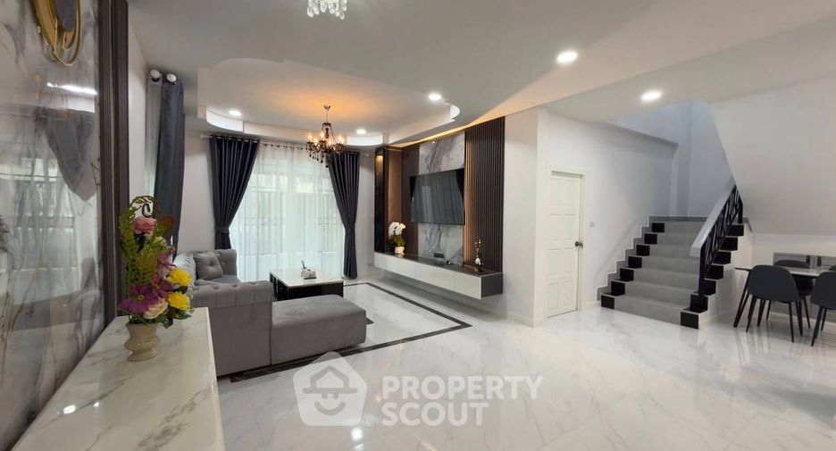 For sale 4 bedrooms house in Bang Lamung, Chonburi