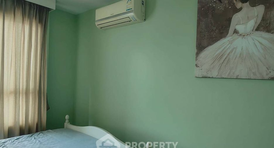 For rent 2 bedrooms condo in Huai Khwang, Bangkok